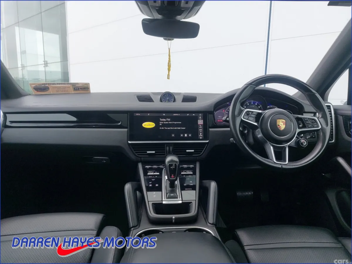 Porsche Cayenne SUV, Petrol Plug-in Hybrid, 2021, White