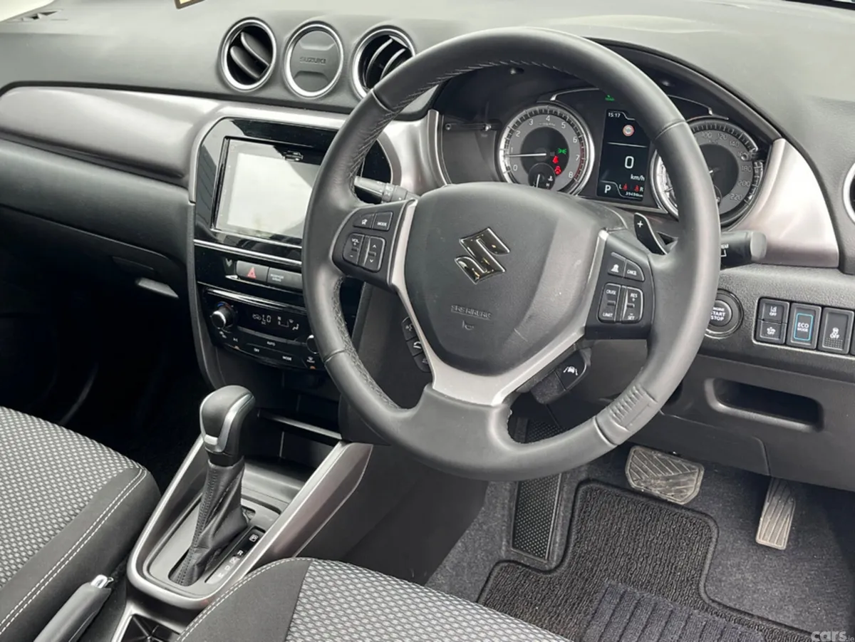 Suzuki Vitara SUV, Petrol Hybrid, 2024, Grey