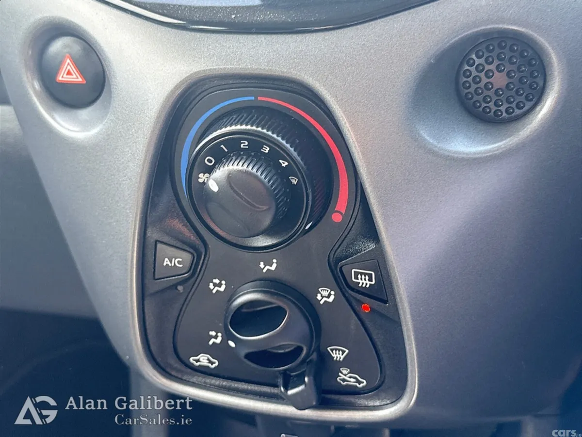 Toyota Aygo Hatchback, Petrol, 2021, Grey