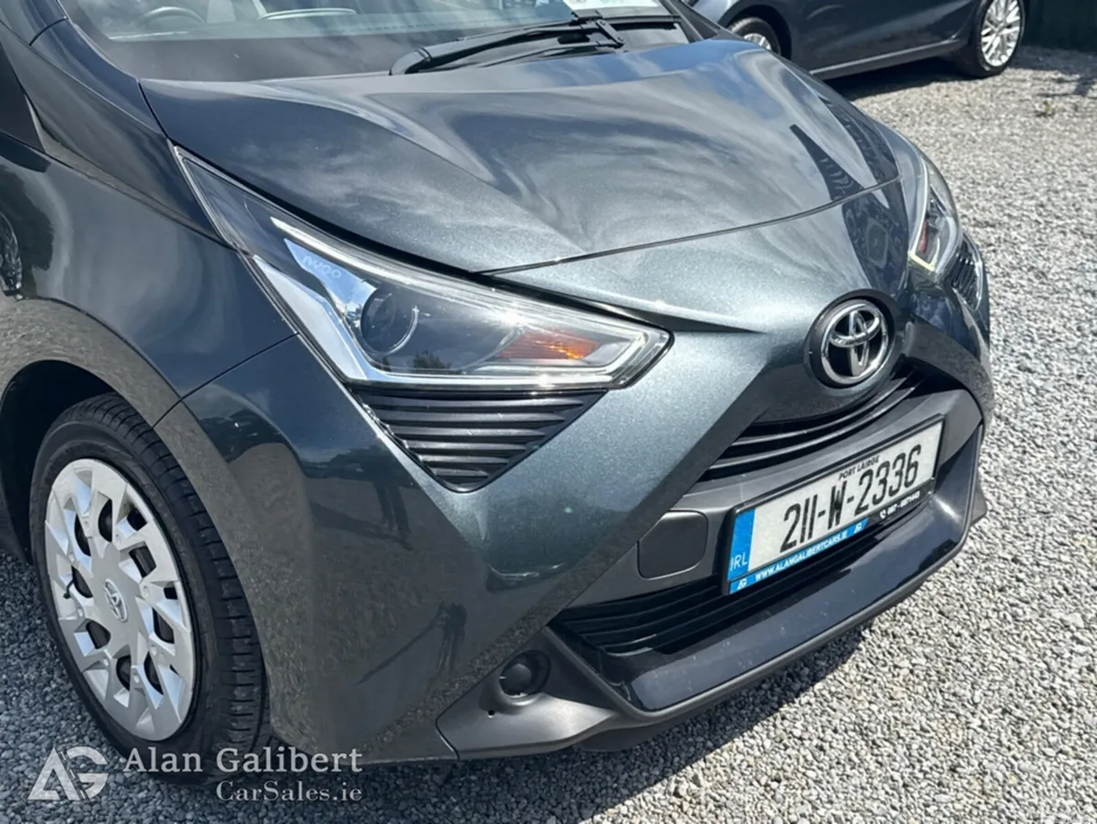 Toyota Aygo Hatchback, Petrol, 2021, Grey