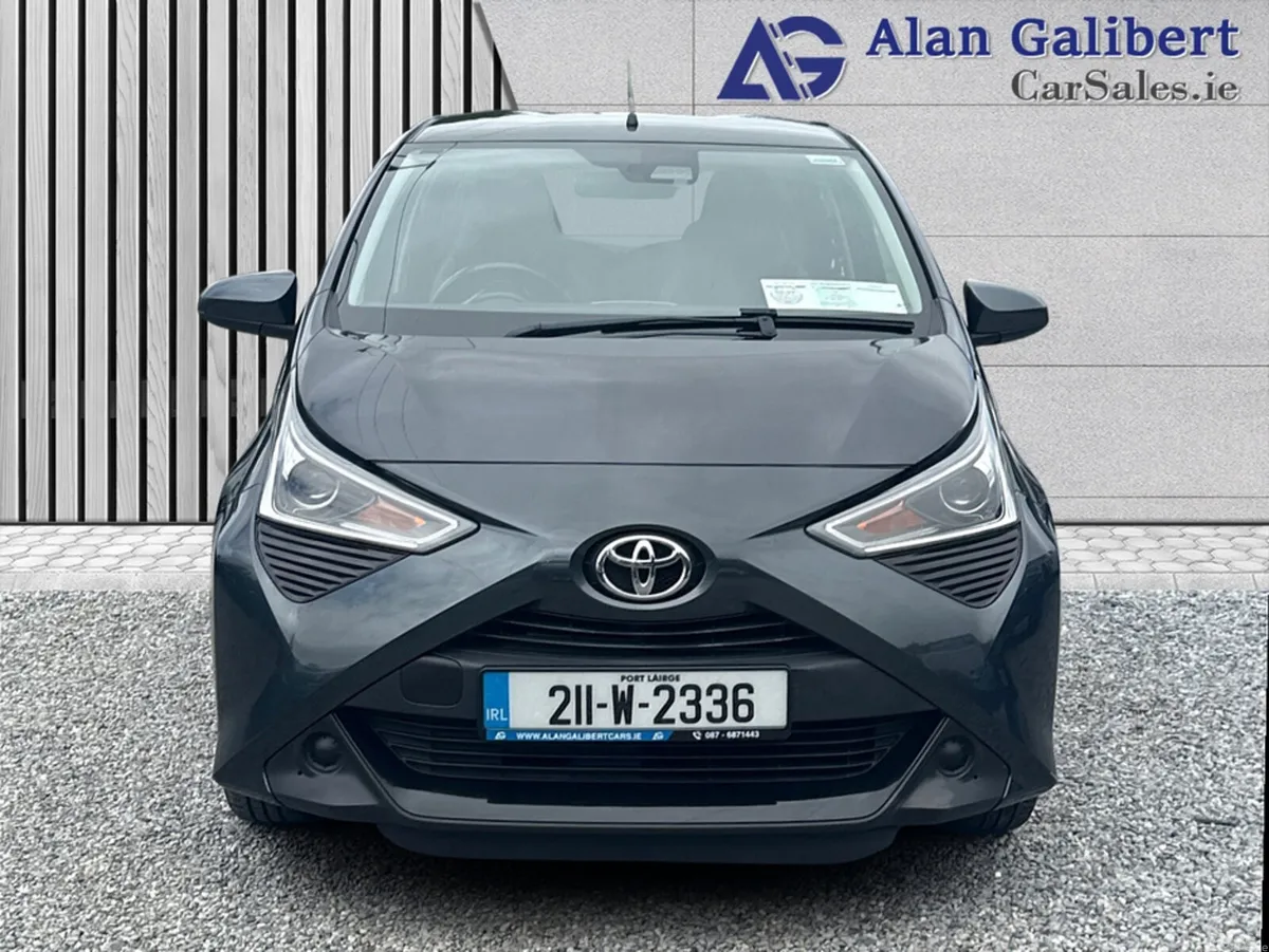 Toyota Aygo Hatchback, Petrol, 2021, Grey