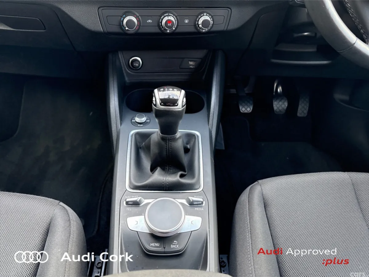 Audi Q2 SUV, Petrol, 2023, Grey