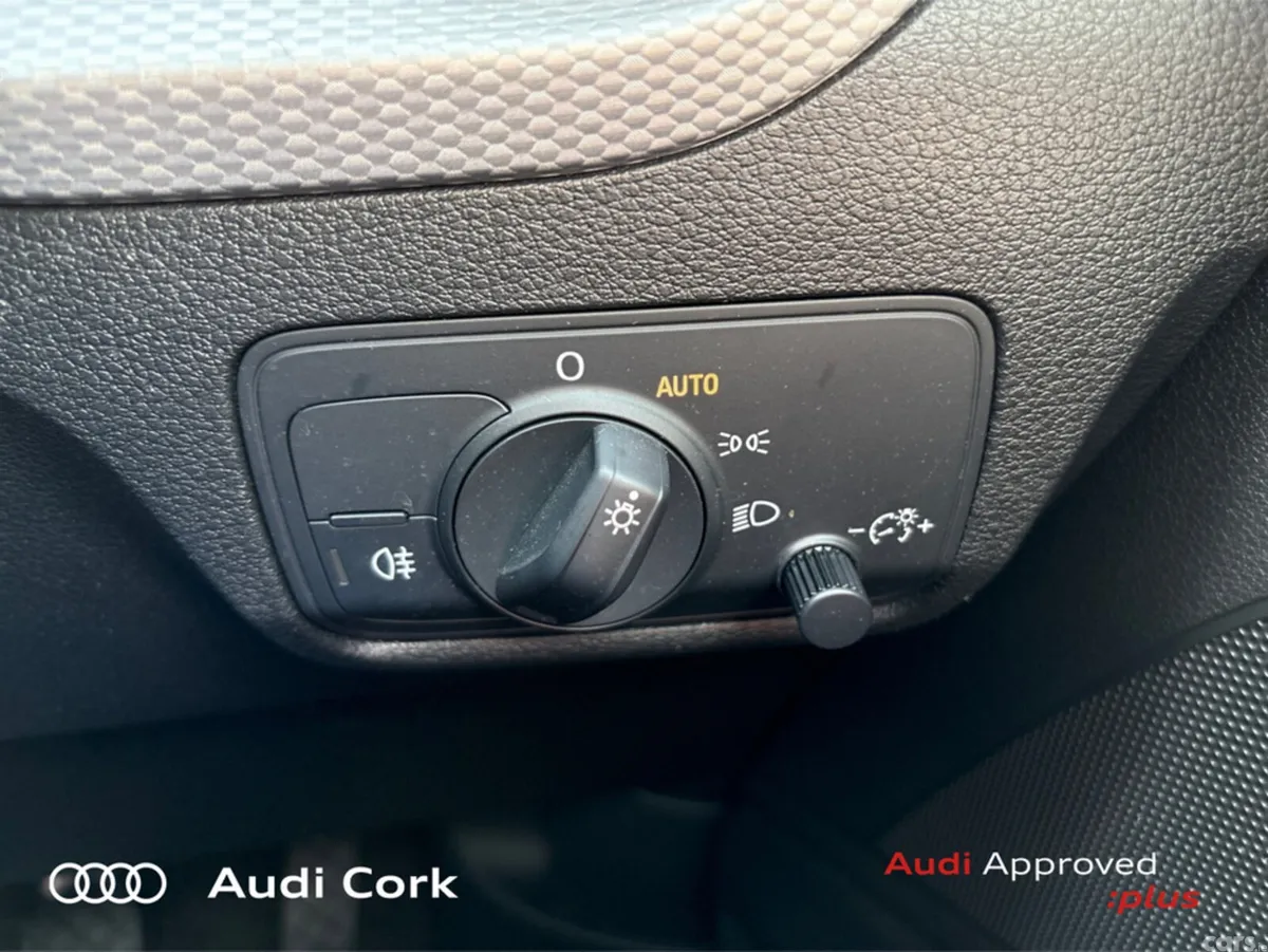 Audi Q2 SUV, Petrol, 2023, Grey