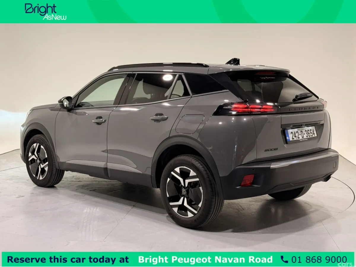 Peugeot 2008 MPV, Petrol, 2024, Grey