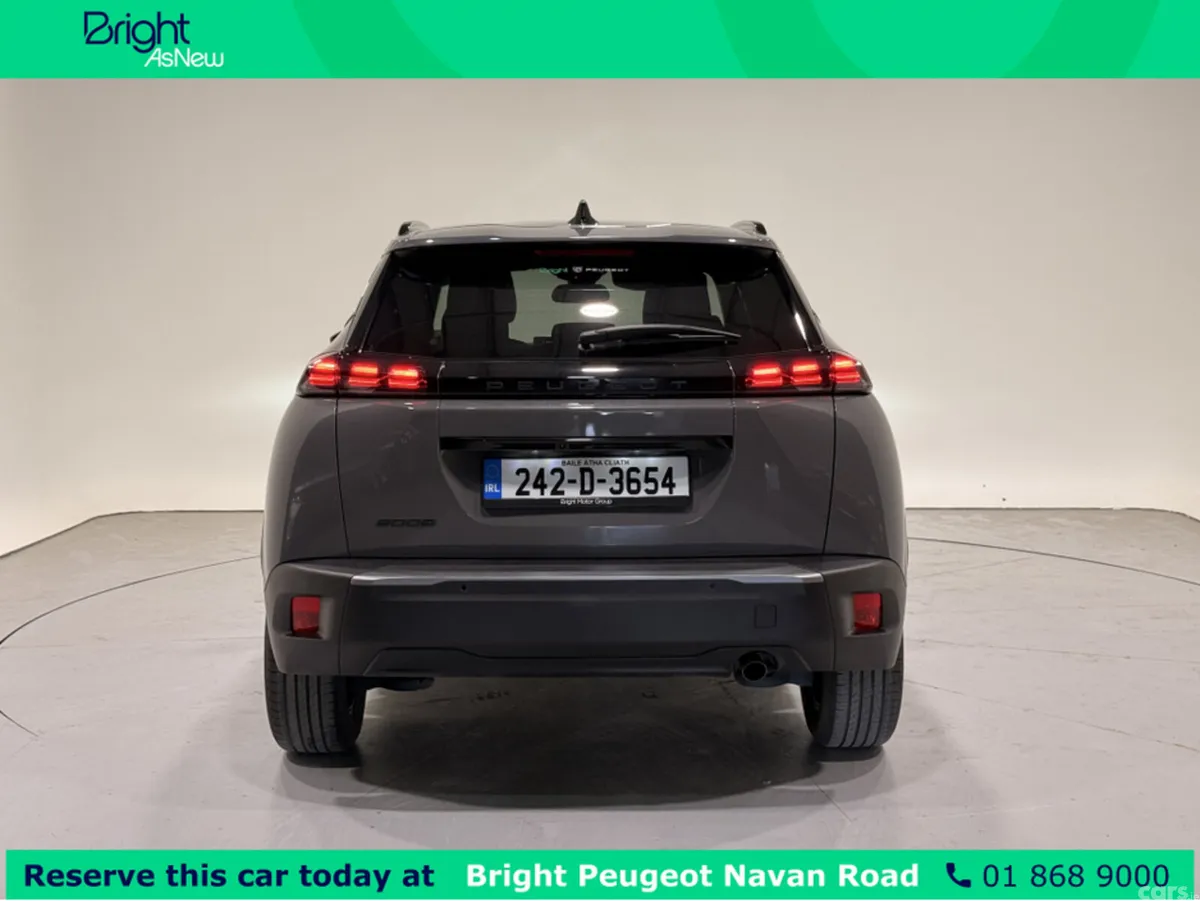 Peugeot 2008 MPV, Petrol, 2024, Grey