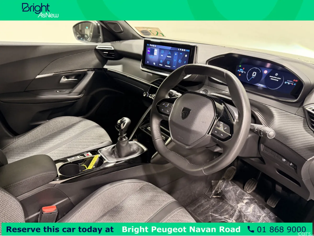 Peugeot 2008 MPV, Petrol, 2024, Grey