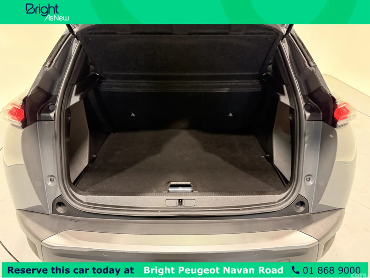 Peugeot 2008 MPV, Petrol, 2024, Grey