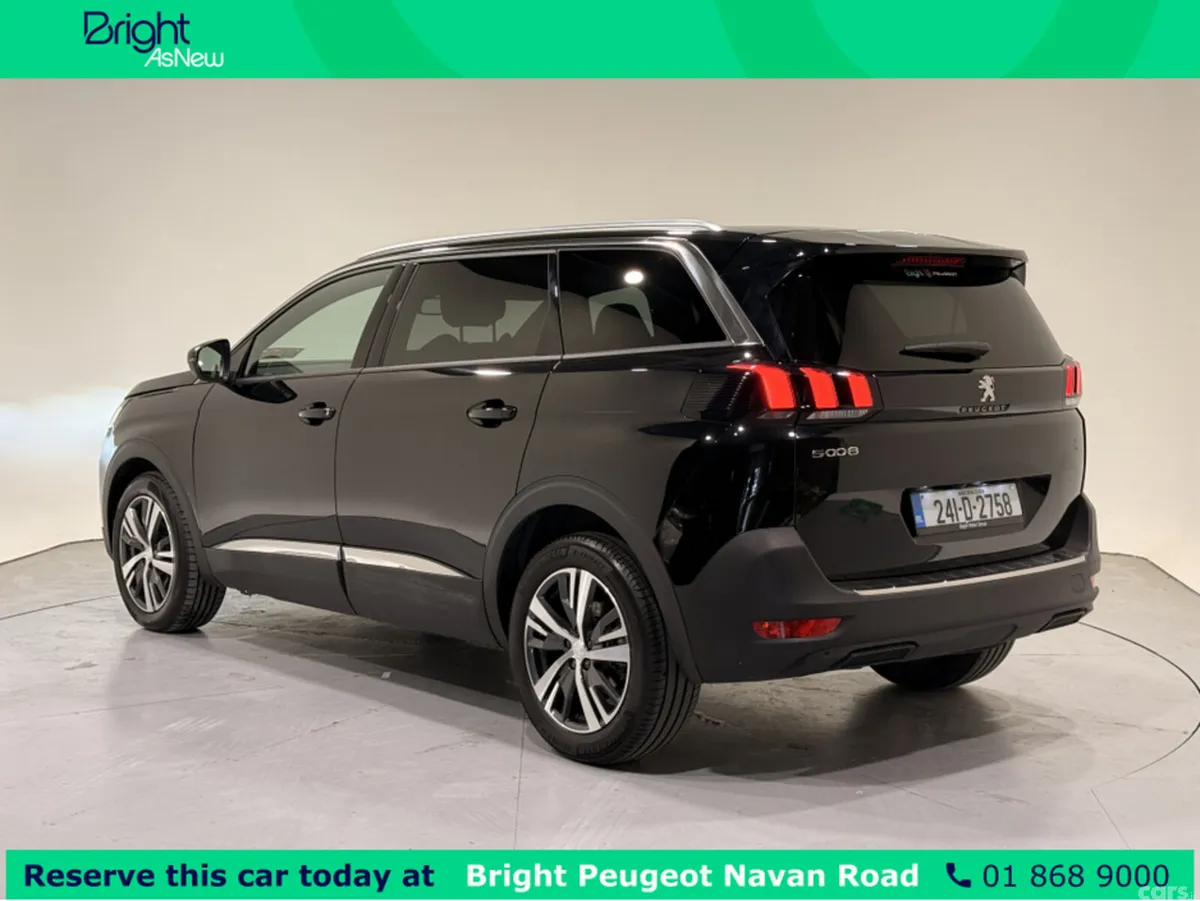 Peugeot 5008 MPV, Diesel, 2024, Black