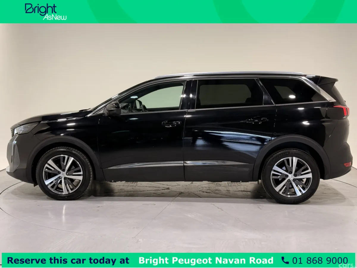 Peugeot 5008 MPV, Diesel, 2024, Black