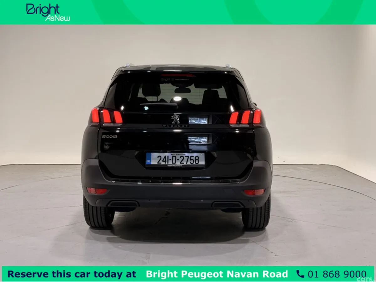 Peugeot 5008 MPV, Diesel, 2024, Black