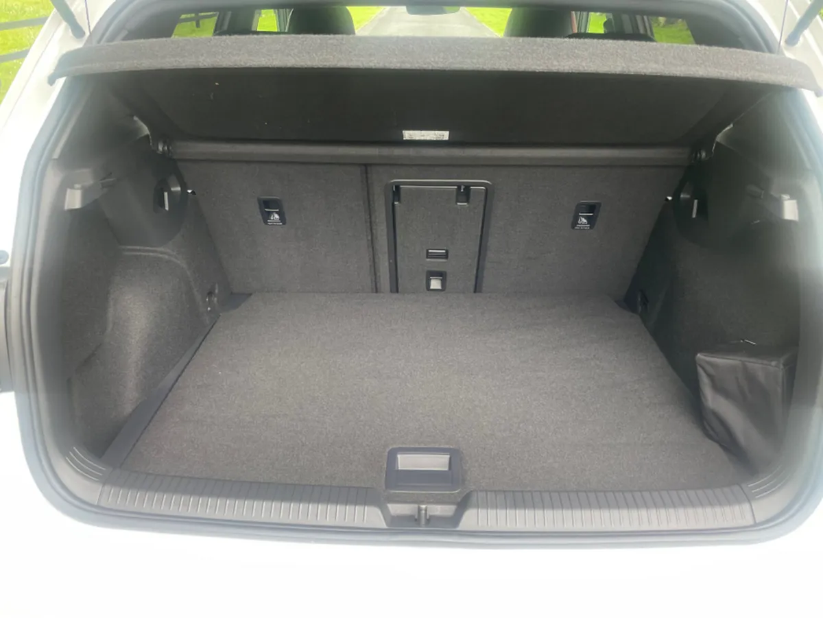 Volkswagen Golf Hatchback, Petrol, 2024, White