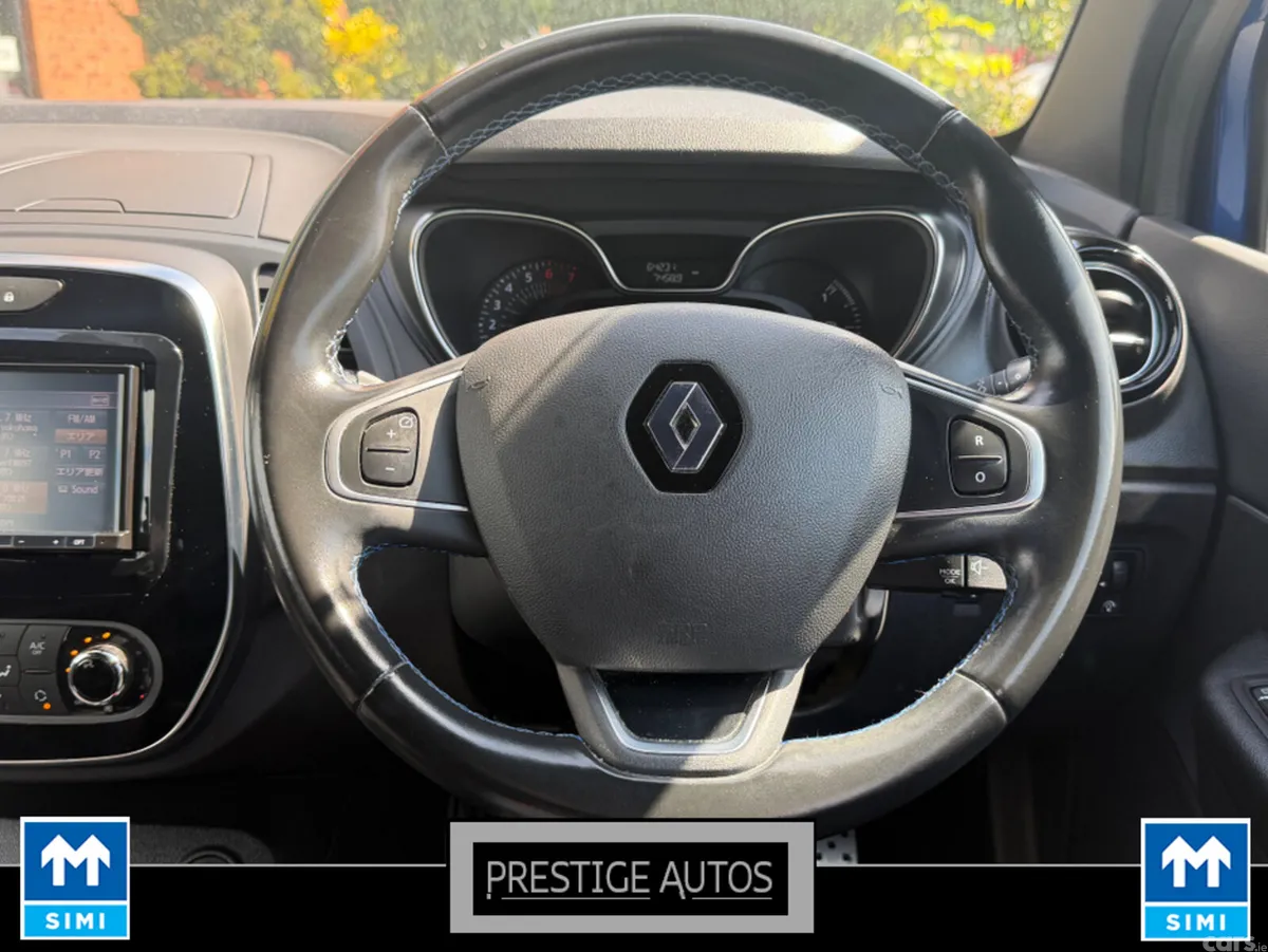 Renault Captur Hatchback, Petrol, 2019, Blue