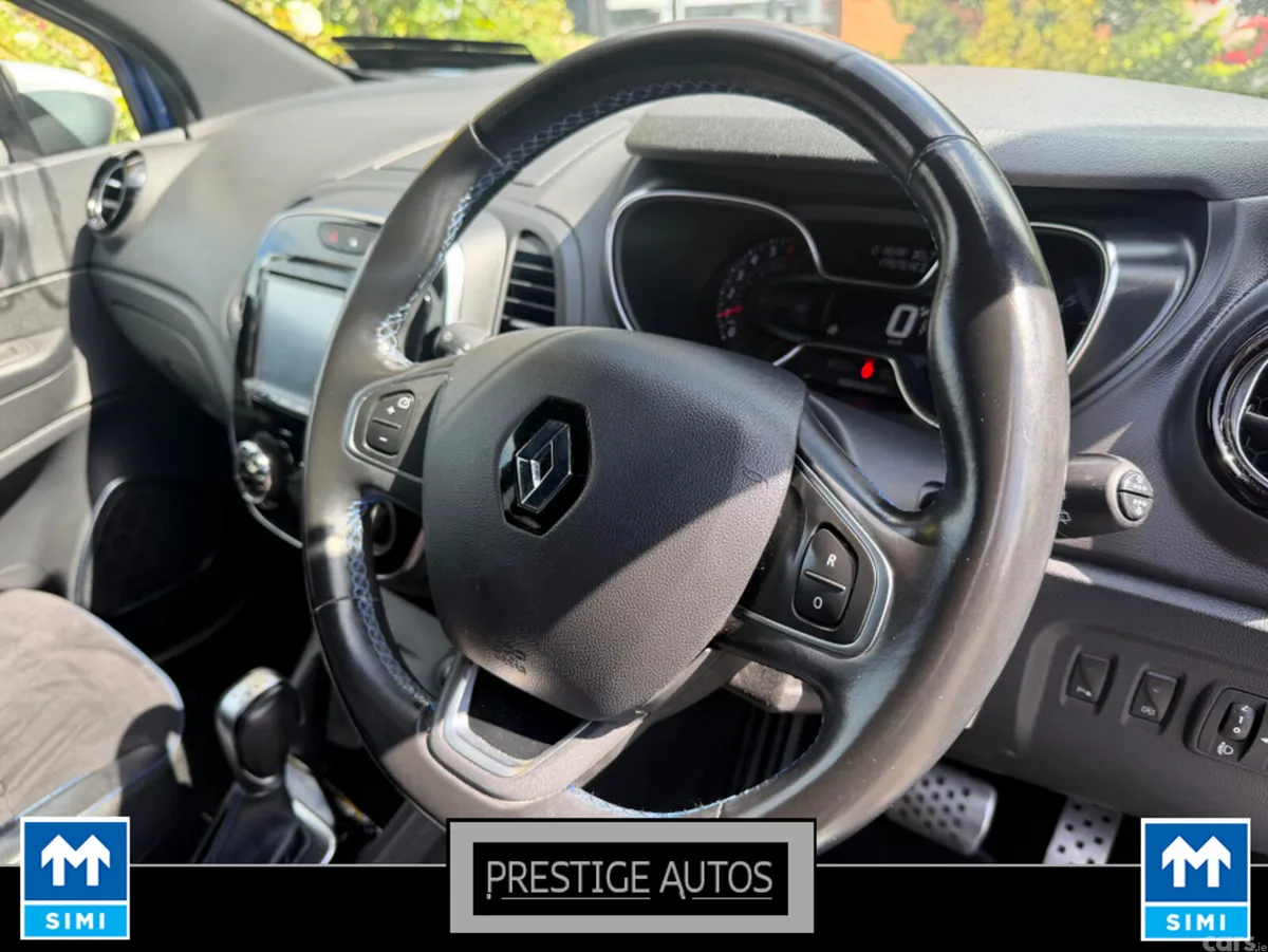 Renault Captur Hatchback, Petrol, 2019, Blue