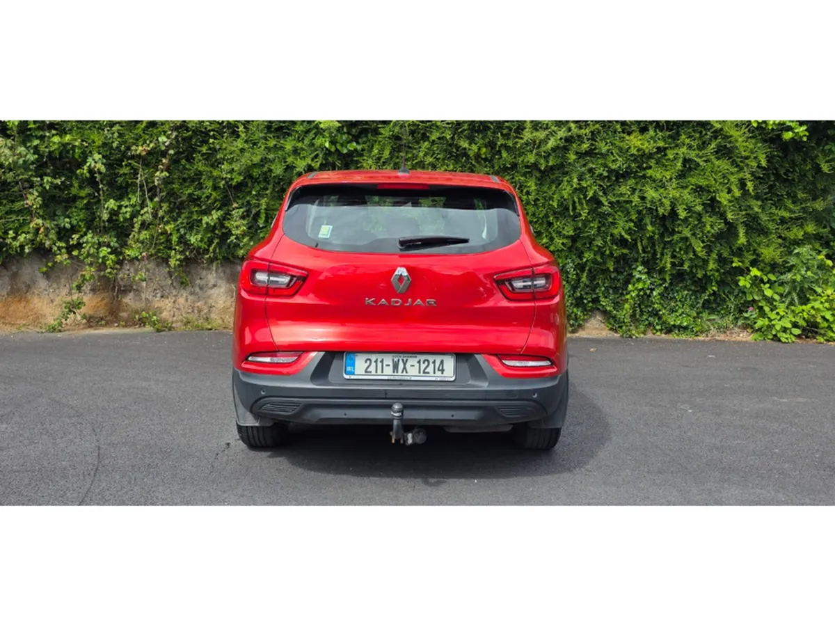 Renault Kadjar SUV, Diesel, 2021, Red