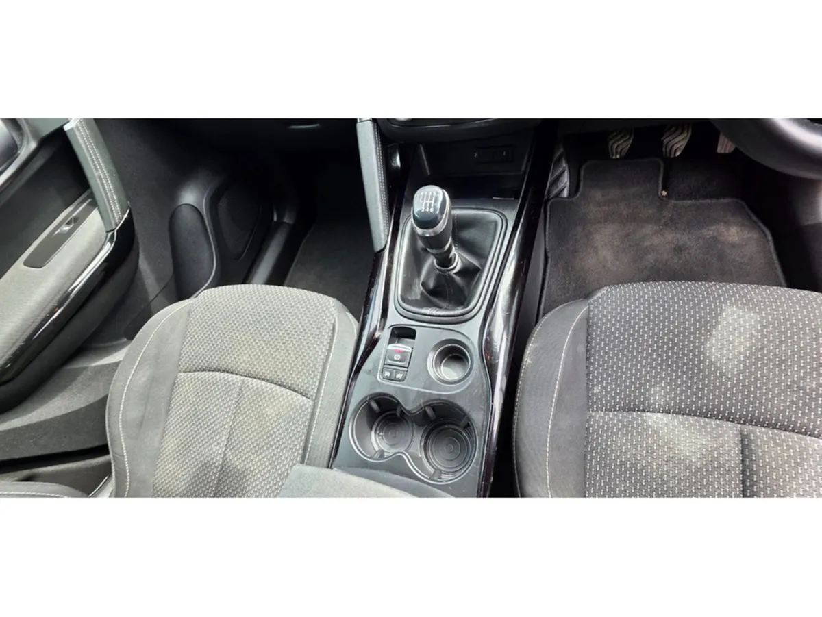 Renault Kadjar SUV, Diesel, 2021, Red
