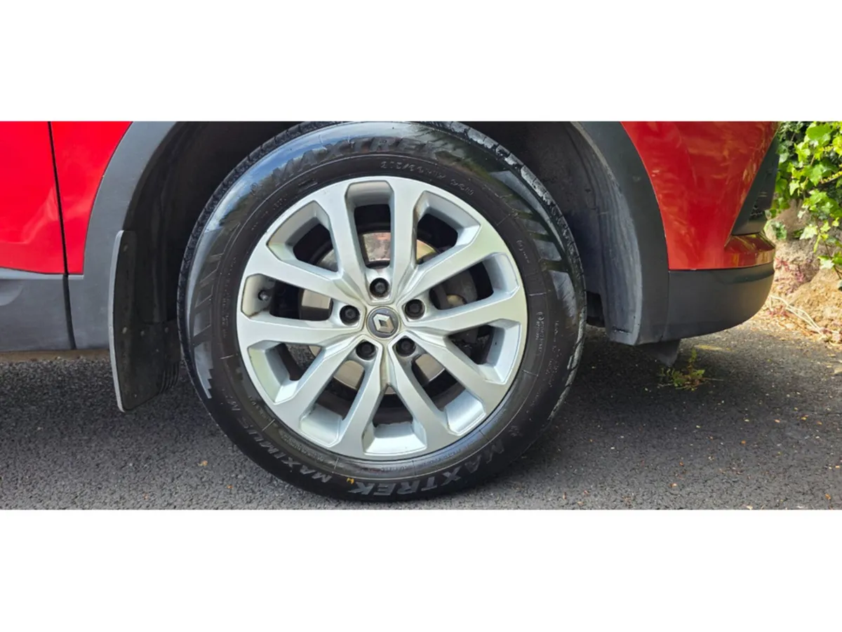 Renault Kadjar SUV, Diesel, 2021, Red