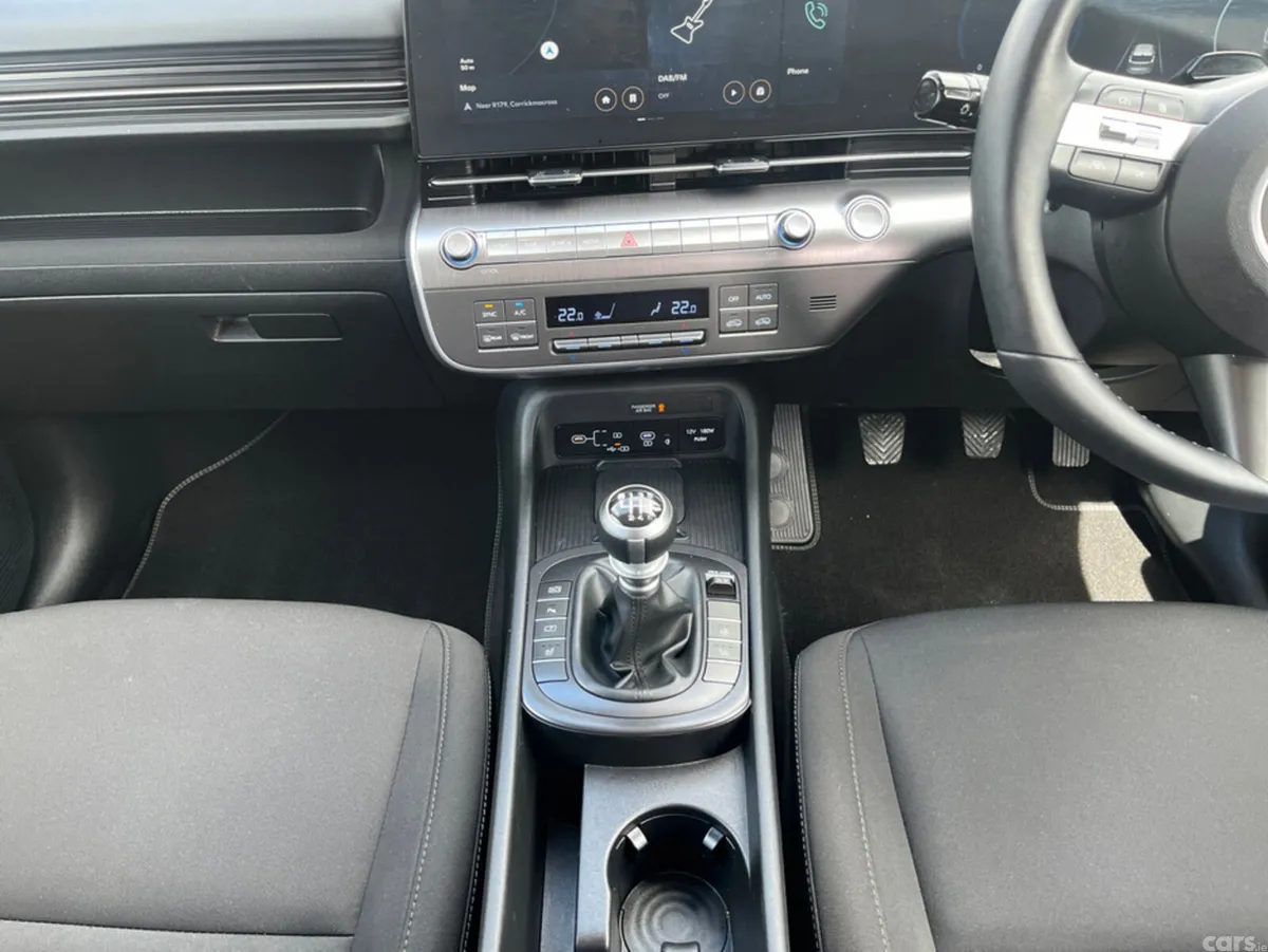 Hyundai KONA MPV, Petrol, 2024, Grey