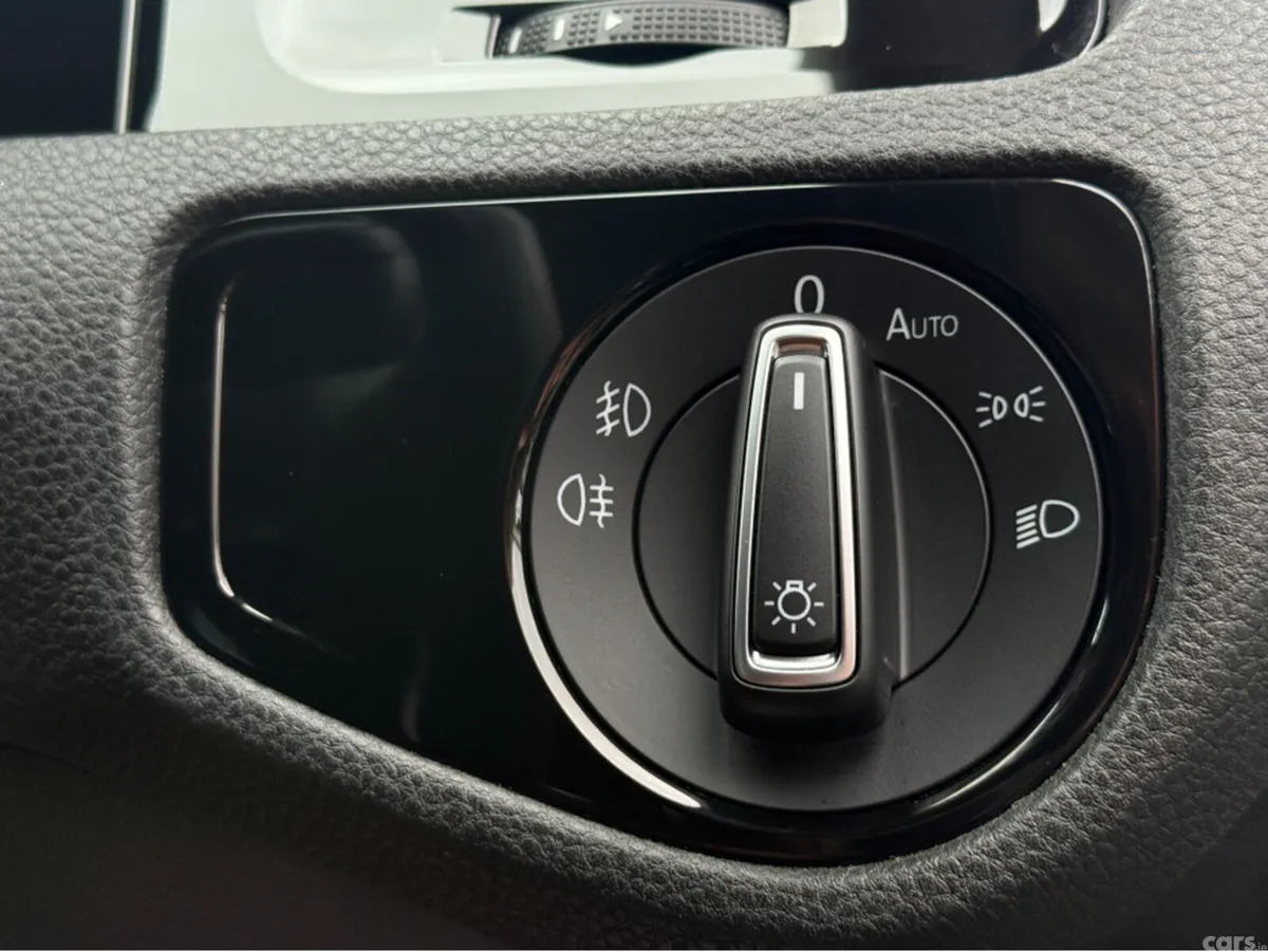 Volkswagen Golf Hatchback, Petrol, 2014, Black