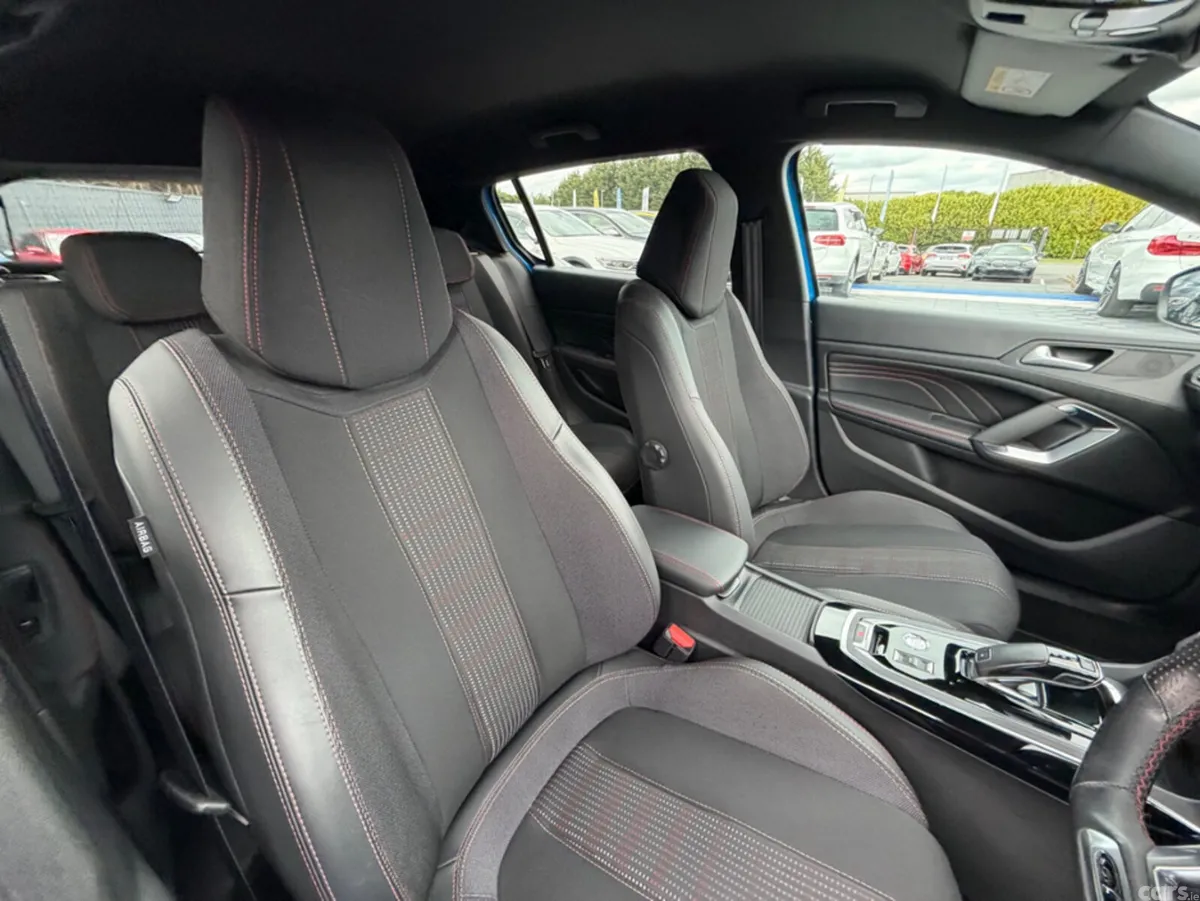 Peugeot 308 Hatchback, Diesel, 2021, Blue