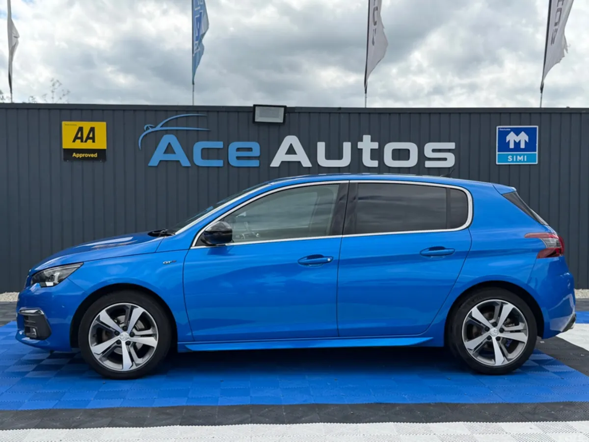 Peugeot 308 Hatchback, Diesel, 2021, Blue