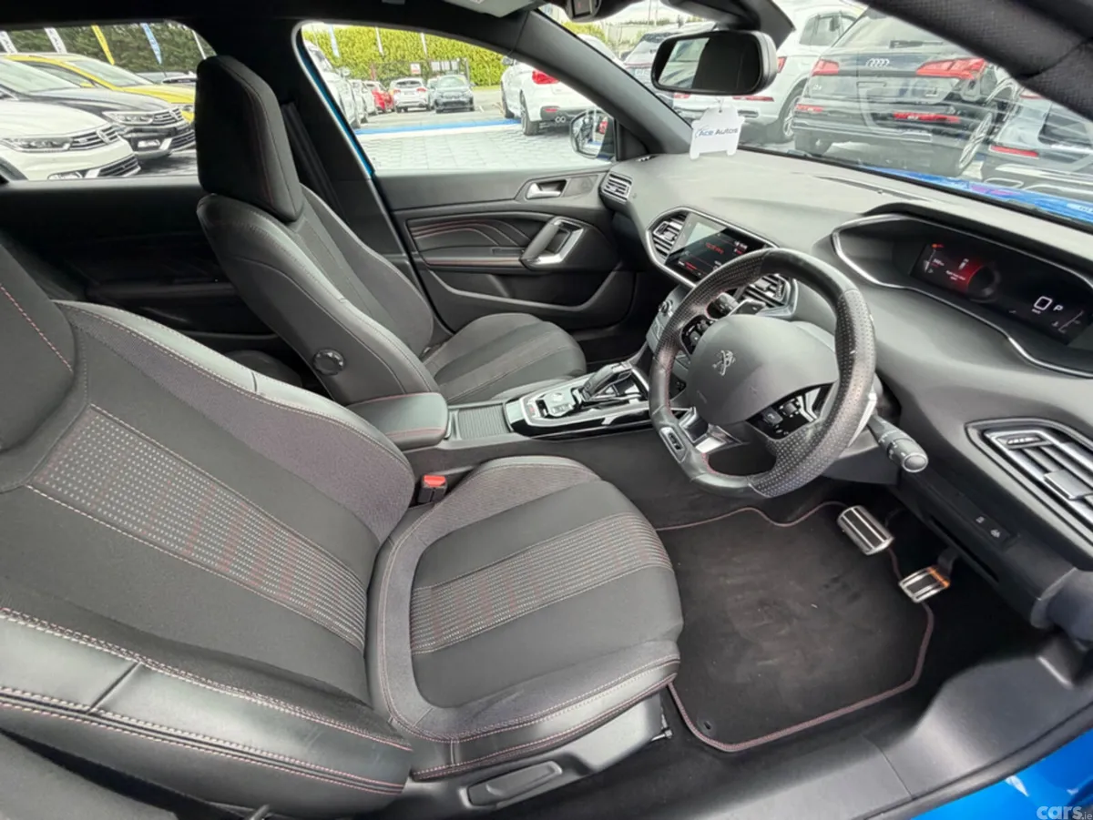 Peugeot 308 Hatchback, Diesel, 2021, Blue