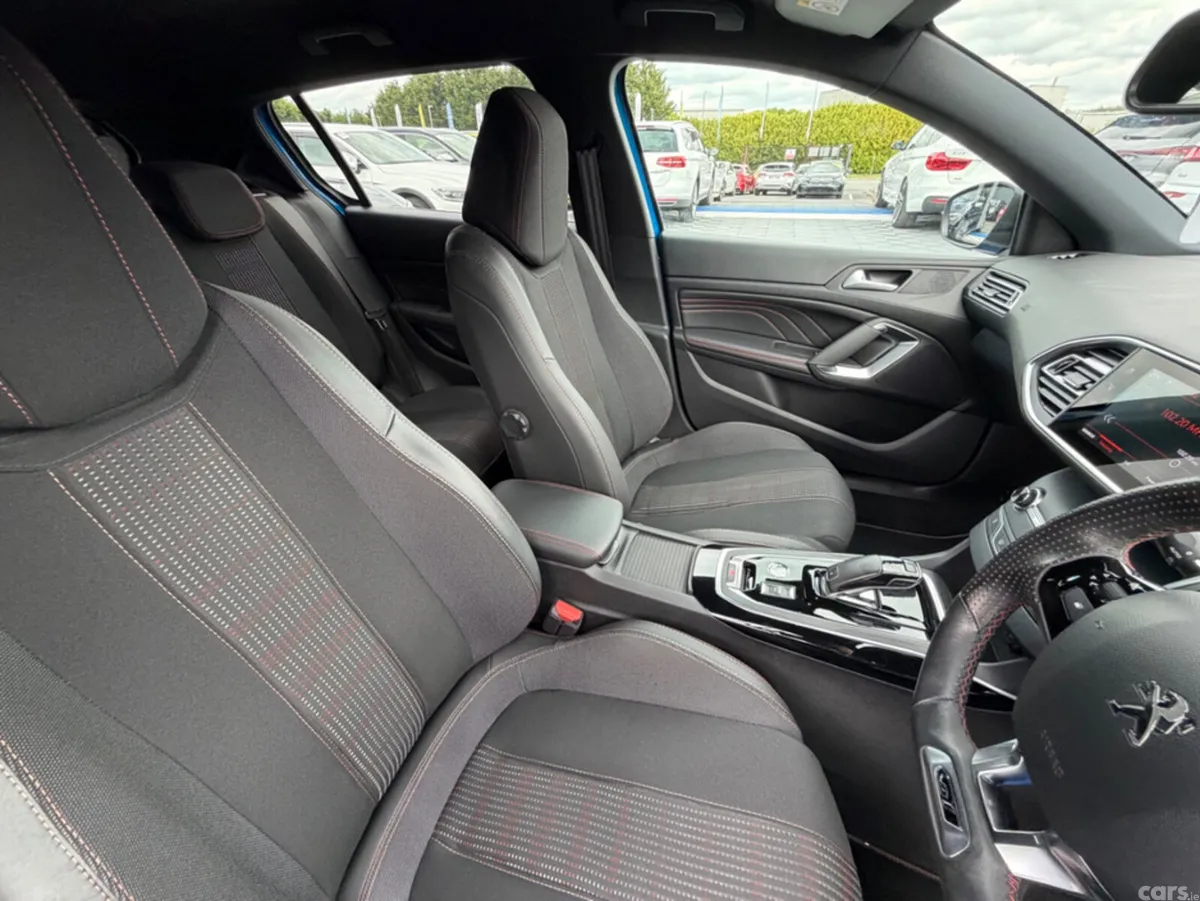 Peugeot 308 Hatchback, Diesel, 2021, Blue