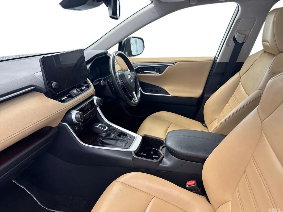 Toyota RAV4 SUV, Petrol Hybrid, 2023, Grey