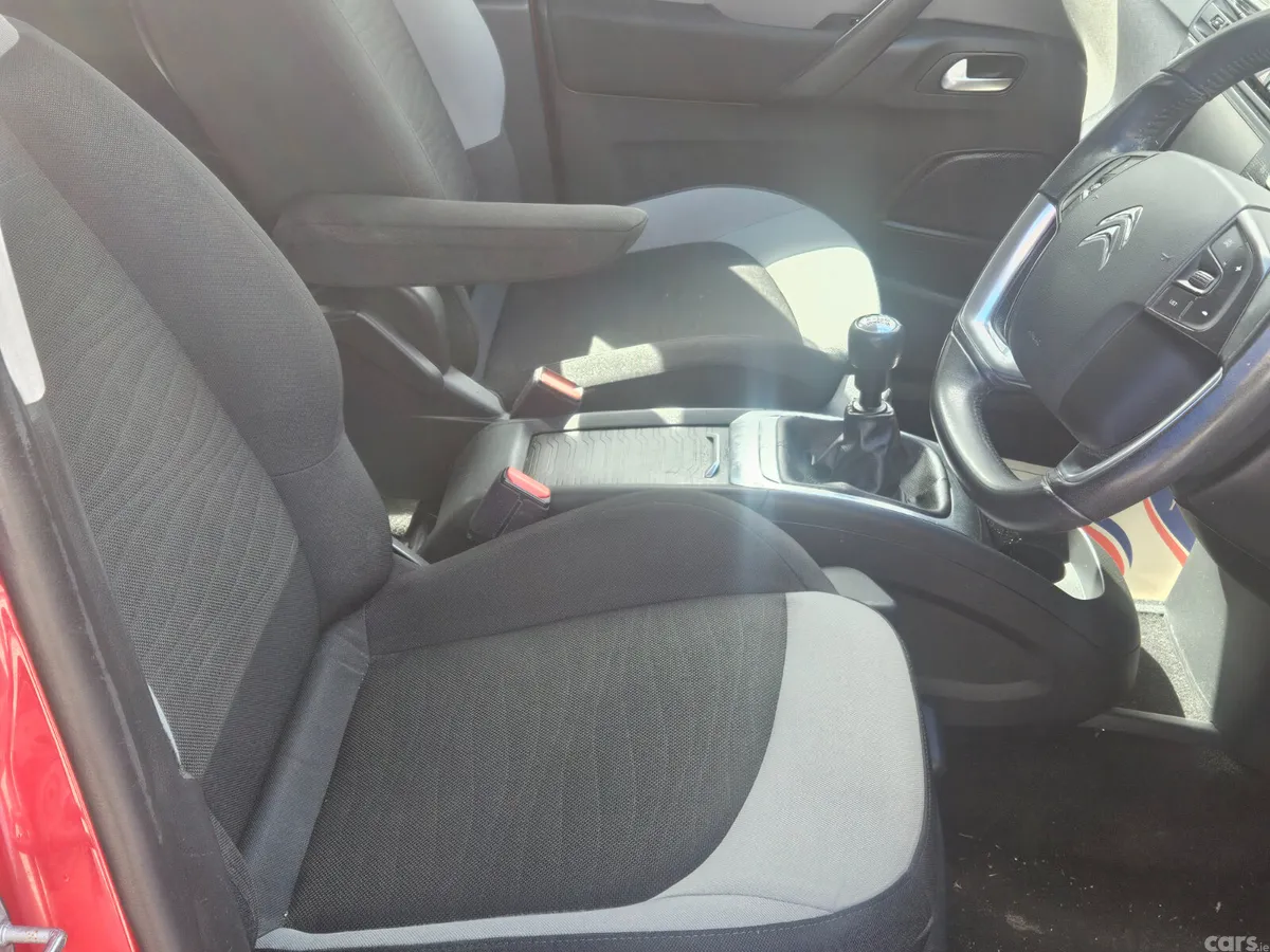 Citroen C4 Hatchback, Diesel, 2015, Red