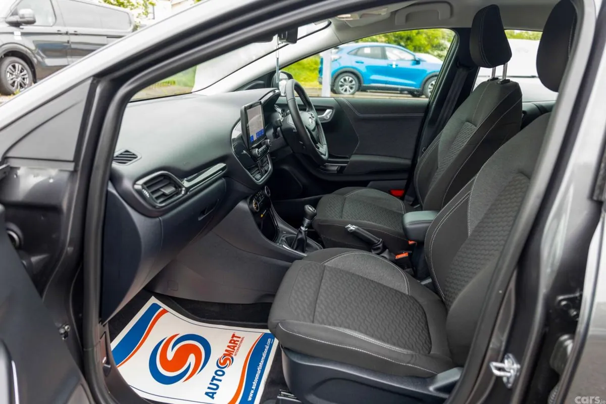 Ford Puma MPV, Petrol Hybrid, 2023, Grey