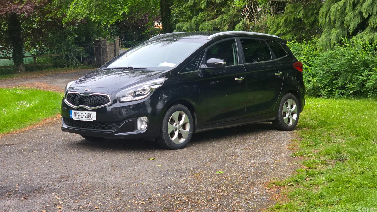 Kia Carens MPV, Diesel, 2016, Black