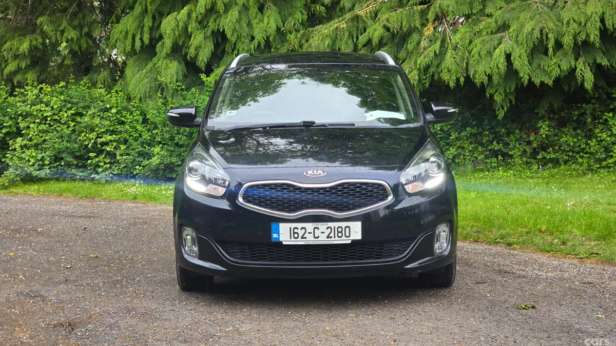 Kia Carens MPV, Diesel, 2016, Black