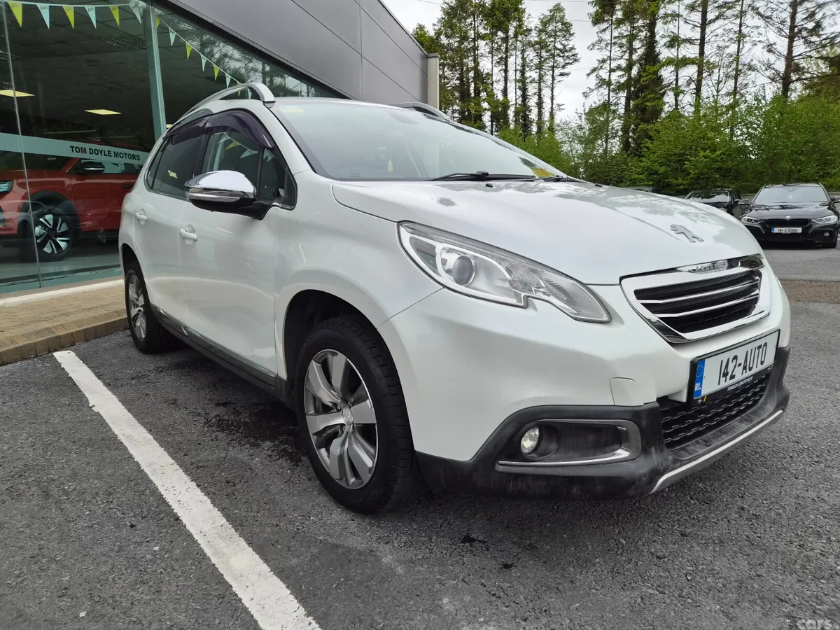 Peugeot 2008 MPV, Petrol, 2014, White
