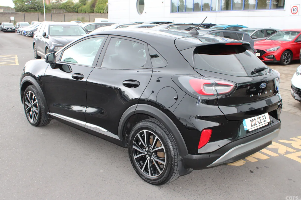 Ford Puma MPV, Petrol Hybrid, 2020, Black