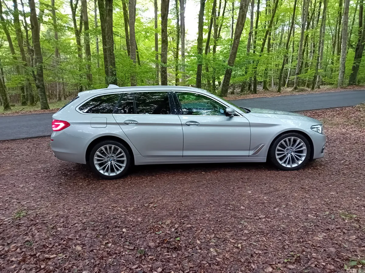 BMW 5-Series Estate, Diesel, 2017, Silver