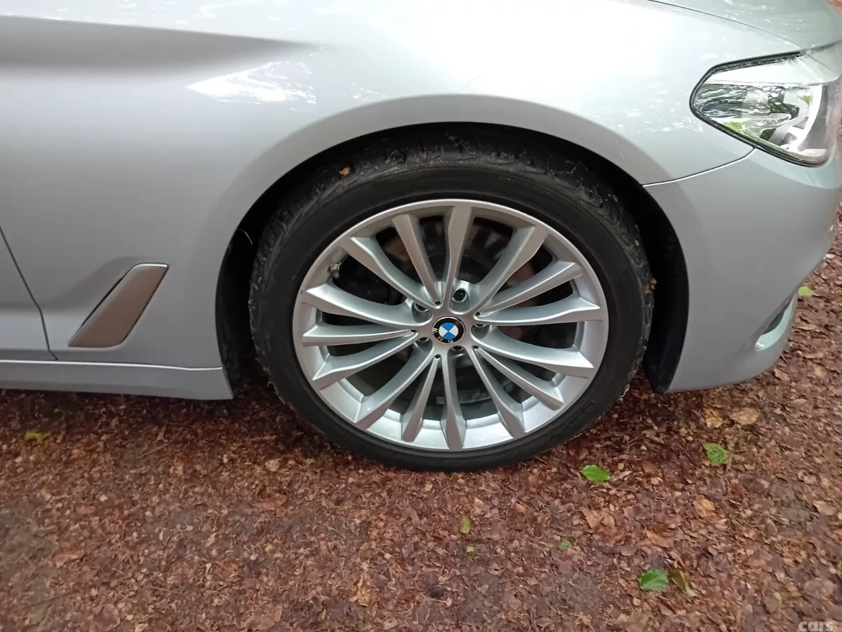 BMW 5-Series Estate, Diesel, 2017, Silver