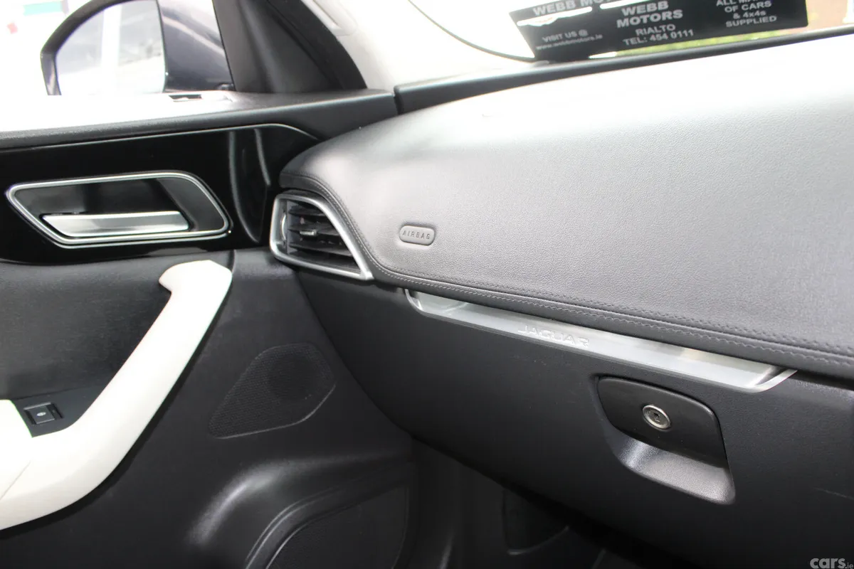 Jaguar F-Pace SUV, Diesel, 2019, Black