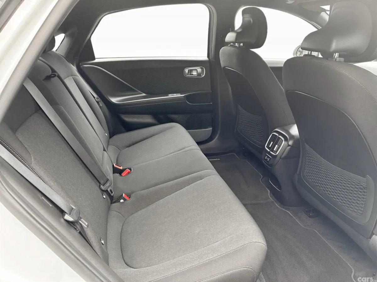 Hyundai IONIQ 6 Saloon, Electric, 2023, White