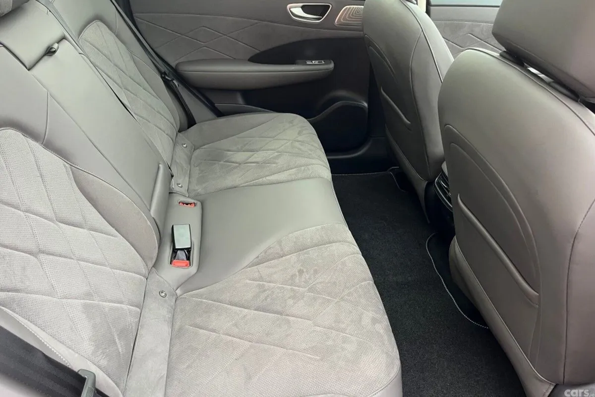 MG MGS6 SUV, Electric, 2027, Silver