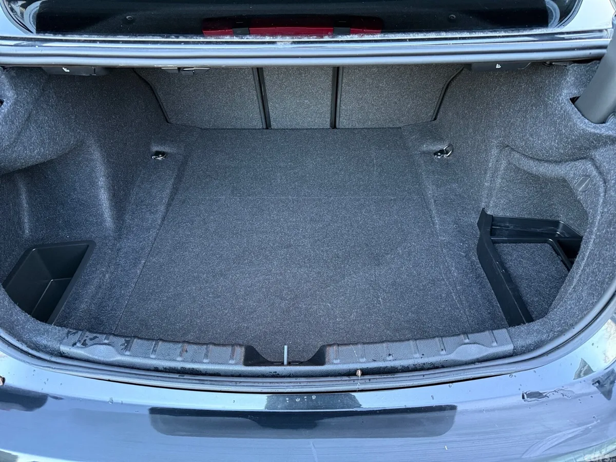 BMW 3-Series Saloon, Diesel, 2018, Black