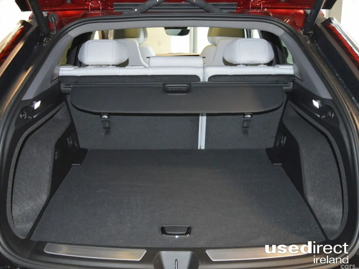 Cadillac Optiq Hatchback, Electric, 2026, Red