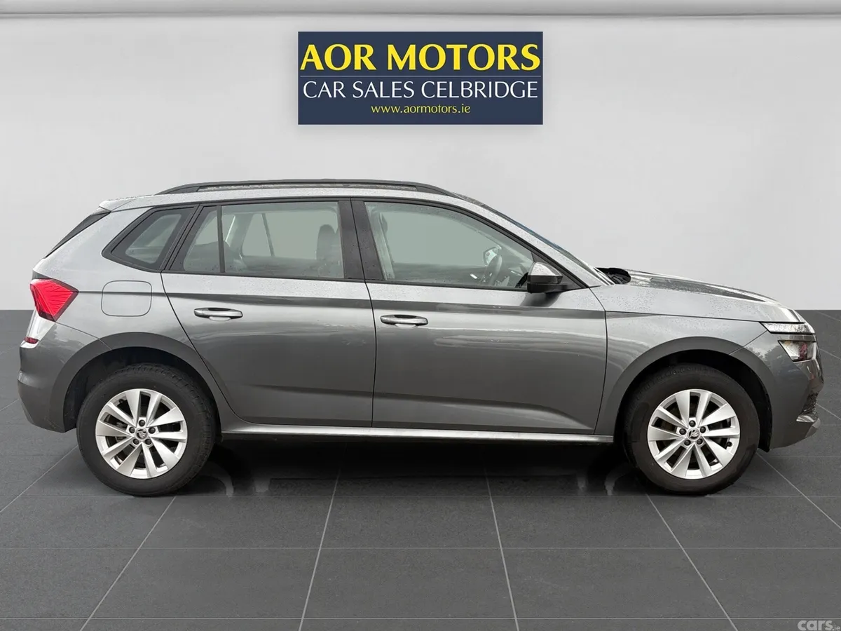 Skoda Kamiq Hatchback, Petrol, 2024, Grey
