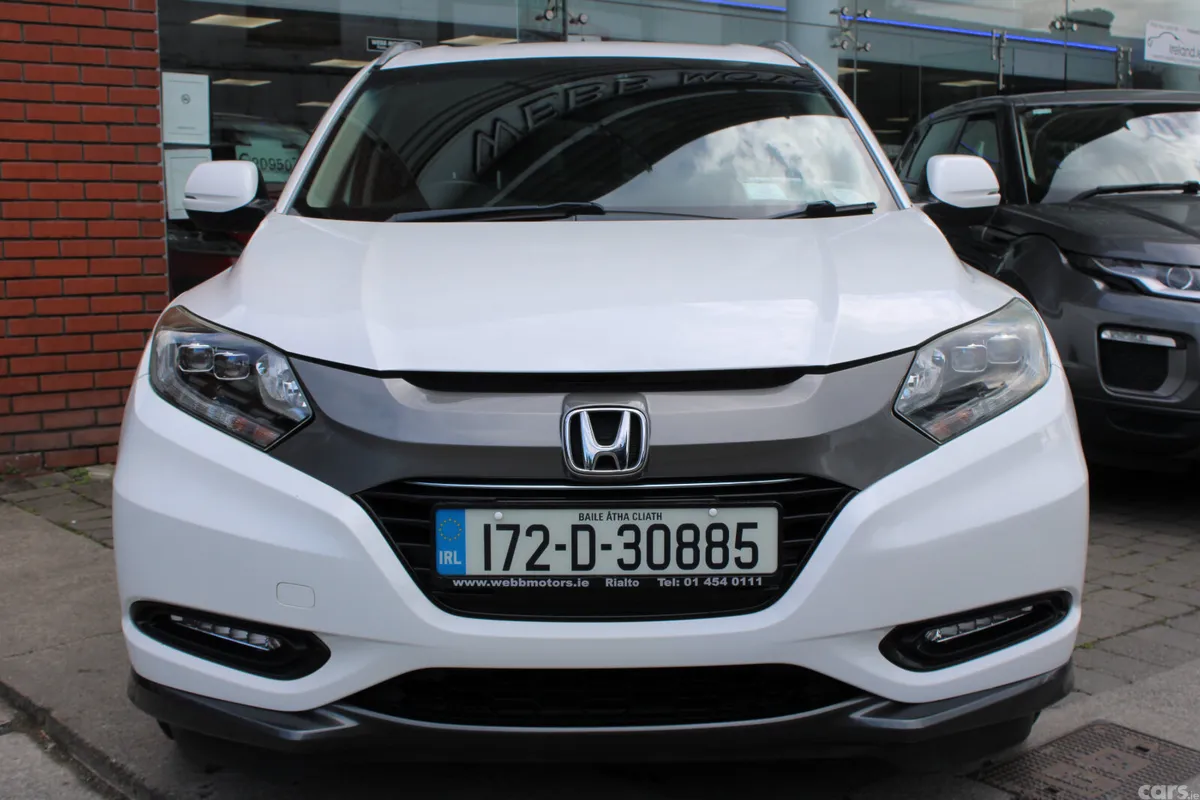 Honda Vezel MPV, Petrol Hybrid, 2017, White