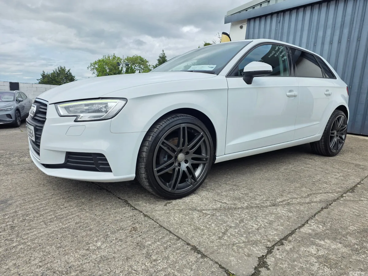 Audi A3 Hatchback, Diesel, 2016, White