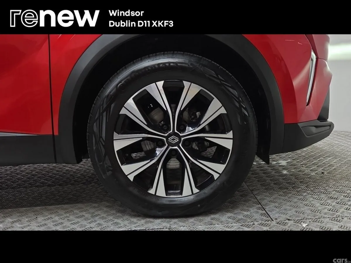 Renault Captur Hatchback, Petrol, 2025, Red