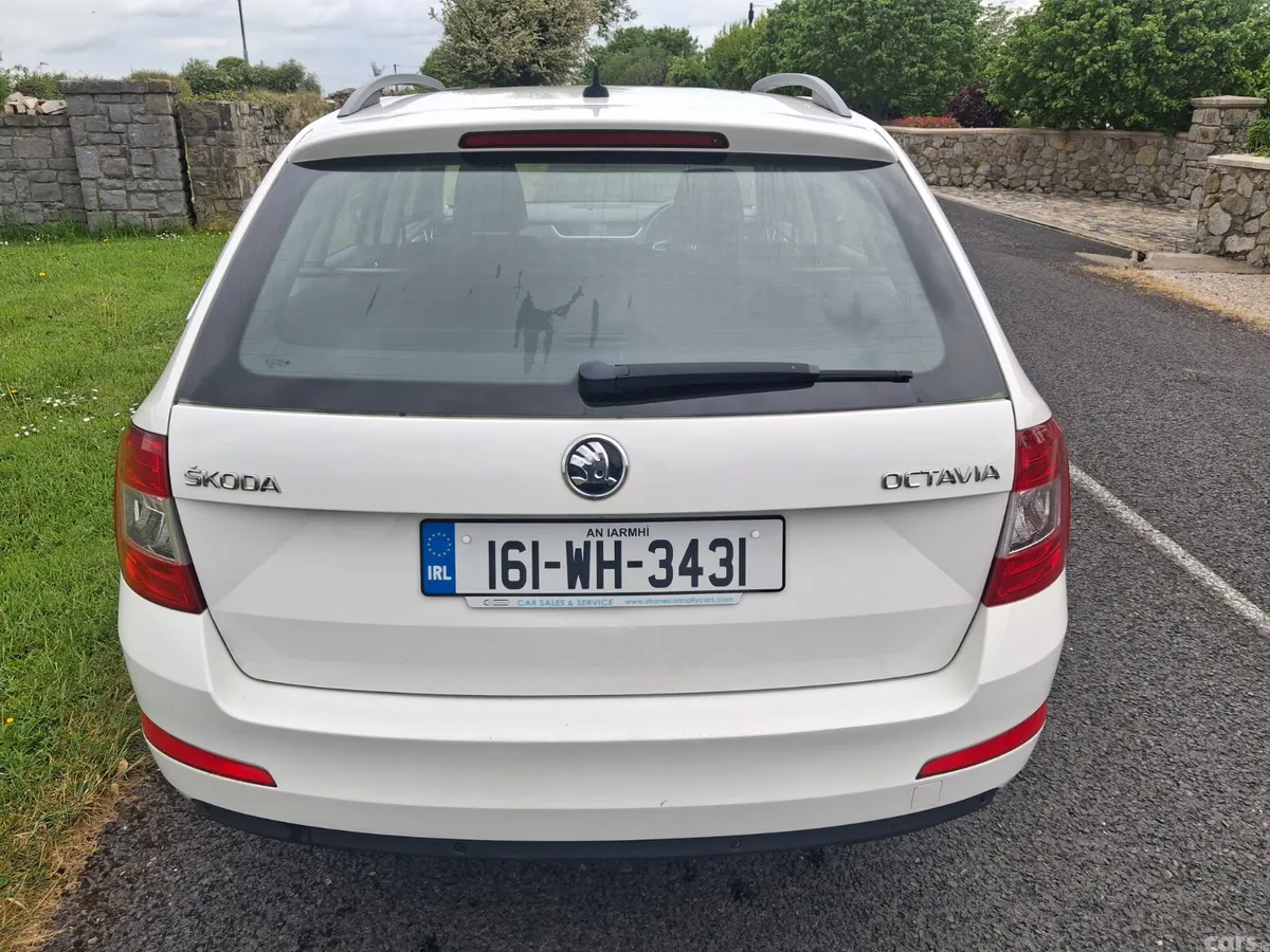 Skoda Octavia Estate, Diesel, 2016, White