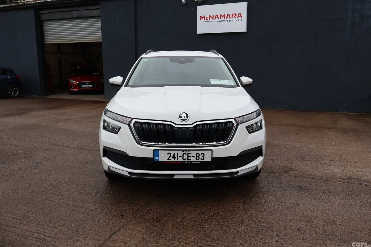 Skoda Kamiq Hatchback, Petrol, 2024, White