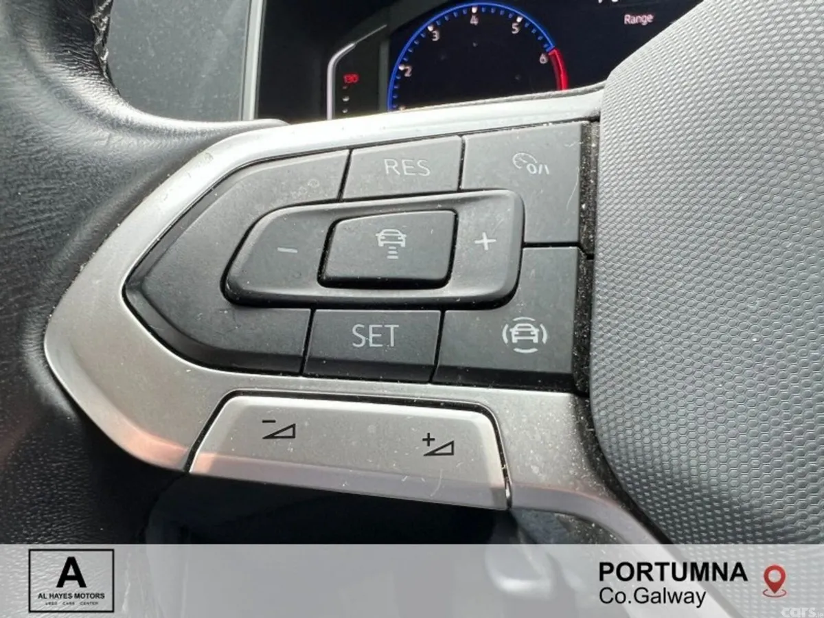 Volkswagen T-Roc SUV, Petrol, 2023, Blue
