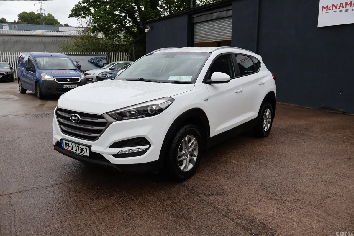 Hyundai Tucson SUV, Petrol, 2018, White