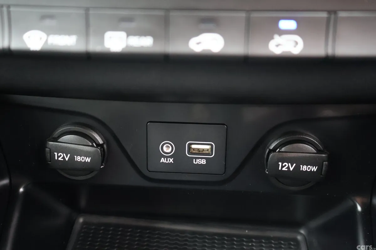 Hyundai Tucson SUV, Petrol, 2018, White
