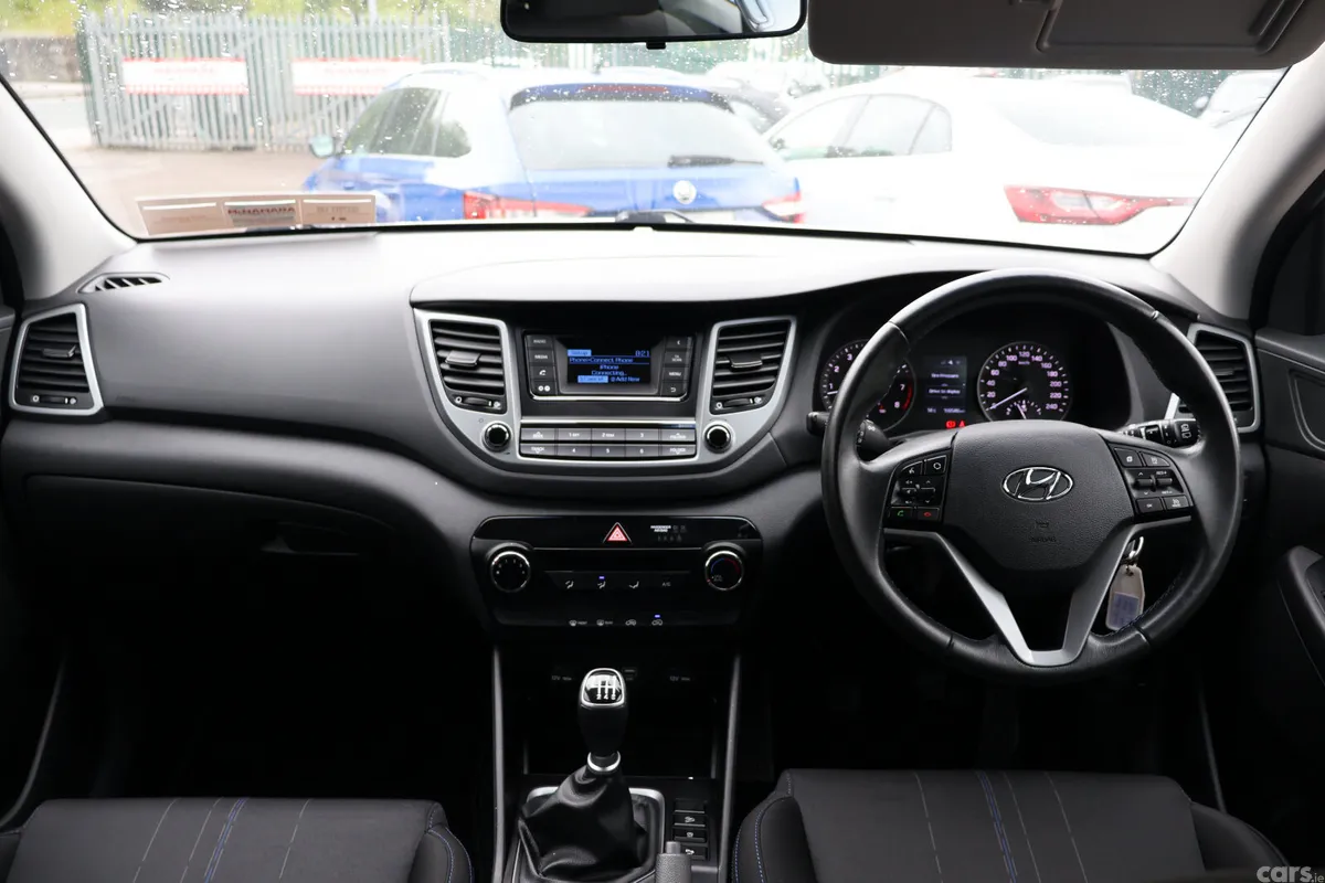 Hyundai Tucson SUV, Petrol, 2018, White